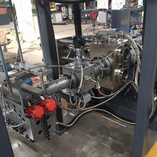 ?？迫垠w泵+雙柱換網(wǎng)器 PET打包帶生產(chǎn)線(xiàn)2